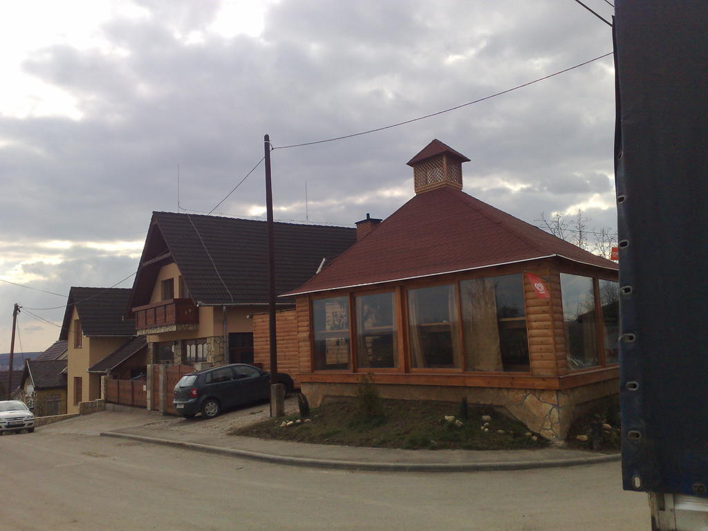 Leganyi Apartmanhaz Eger Exterior foto